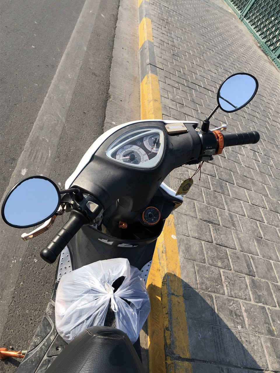 للبيع مفوله تزويد مكاني بغداد التاجي شراي اتصل ***********
