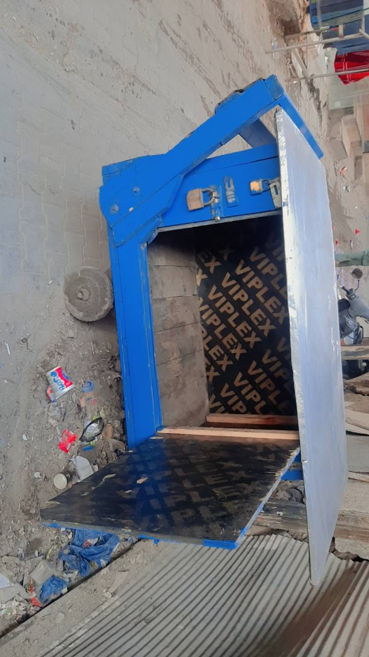 عربانه تصلح للكص ولفلافل ولبلبي وللبصطيات بيه صندوك اضم بي غراض قناني اي شي مفصله على


**إذا كنت صاحب هذا الإعلان وتريد حذفه لأي سبب، رجاءا أرسل رسالة إلى الدعم الفني**