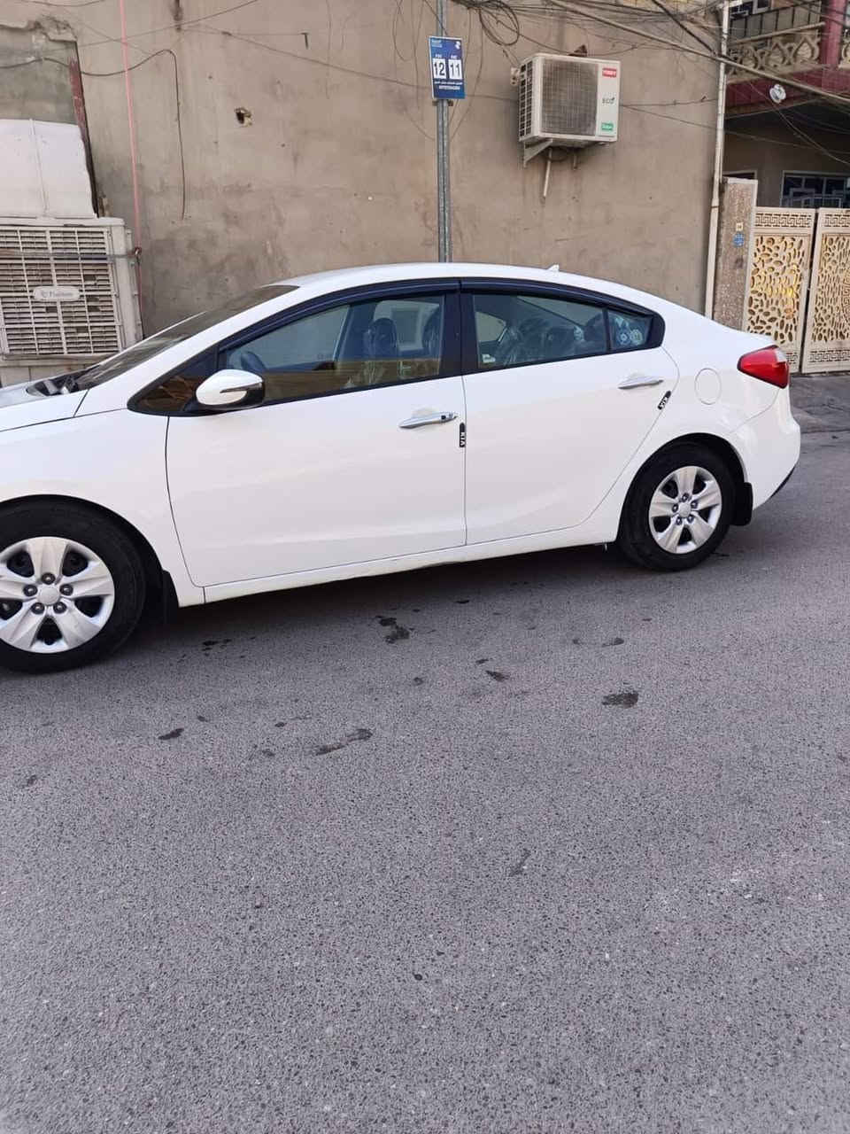 كيا فورتي وراد امريكي 2016 بغداد بأسمي
السعر 105$ وبيهه مجال     
بيها مكانات صبغ  
سيارة حلوه تراري حلو ناعمه 
صدر نضيف  كير محرك خير من الله 
تخم تاير  جديد 
مسجل شا شا  سيارة نص فول

 اي استفار اتصال ع رقم صاحب سياره اني مكلف بلنشر ***********
