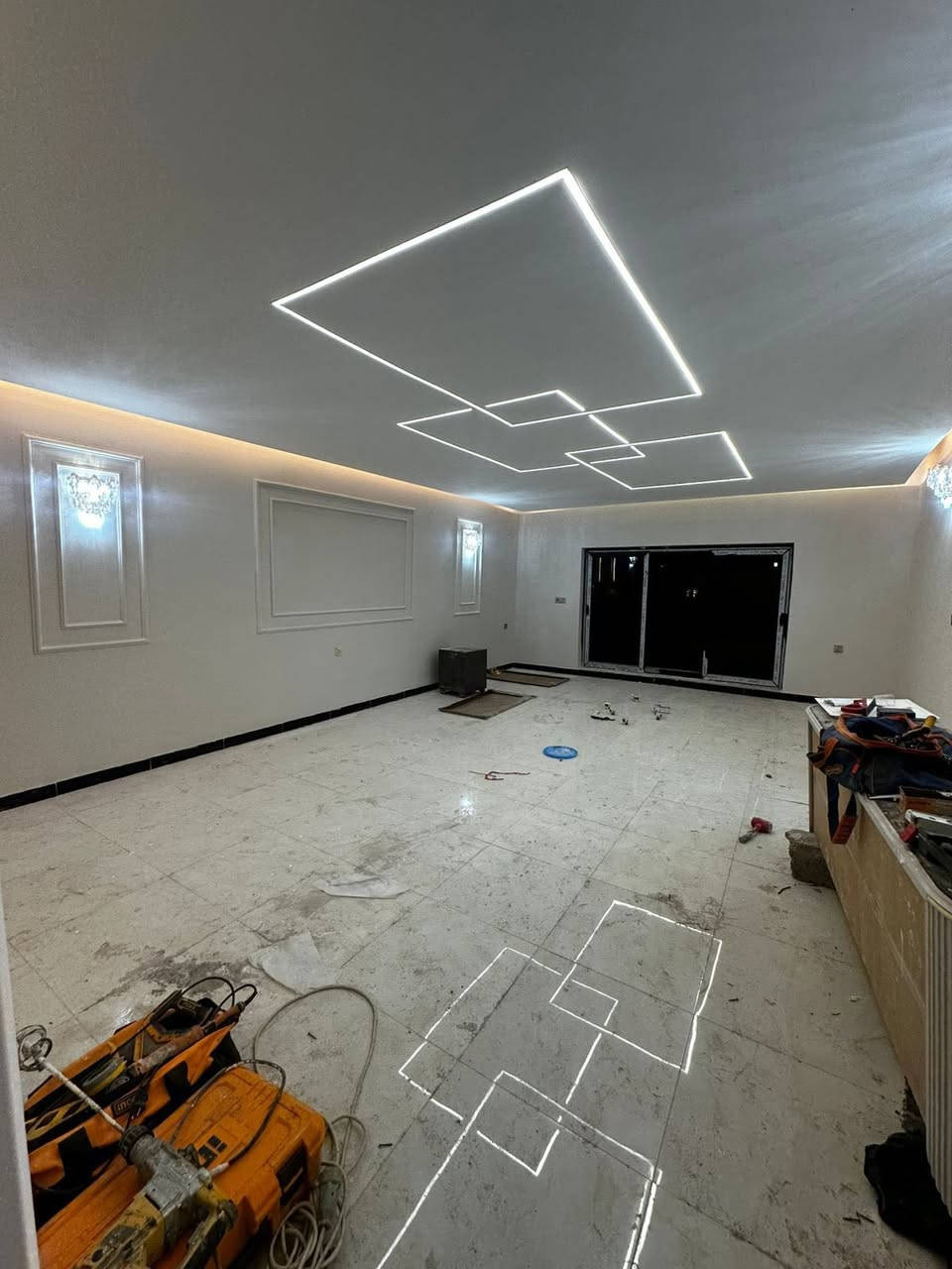 📢 منشور رقم: ((632))
💎 للإيجار في السيدية 💎
🏠 مكتب المتحدة للاستثمار العقاري
بيت طابقين زيرو مودرن مساحة 300 متر
         
يتكون من:. 
💠٤  غرف نوم 
💠 صالة واسعة
💠 مطبخ 
💠 خدمات
💠 بدل الايجار مليونين ونص قفل 
💠مقدمة ٦ اشهر 
 
————————————
📞للاستفسار:☎️ ***********

📍 موقع المكتب:
 السيدية – قرب  مجمع السفير
