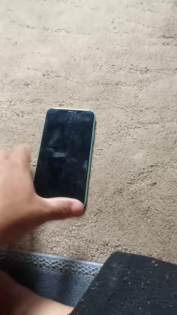 السلام عليكم موجود اي فون 11
ذاكره 256 شاشه 3خيارات مبدلها تفصيخ
وبطاريه ب35الف جديده احسن نوعيه والباقي تفحص 
بيدك سعره 200الف


**إذا كنت صاحب هذا الإعلان وتريد حذفه لأي سبب، رجاءا أرسل رسالة إلى الدعم الفني**