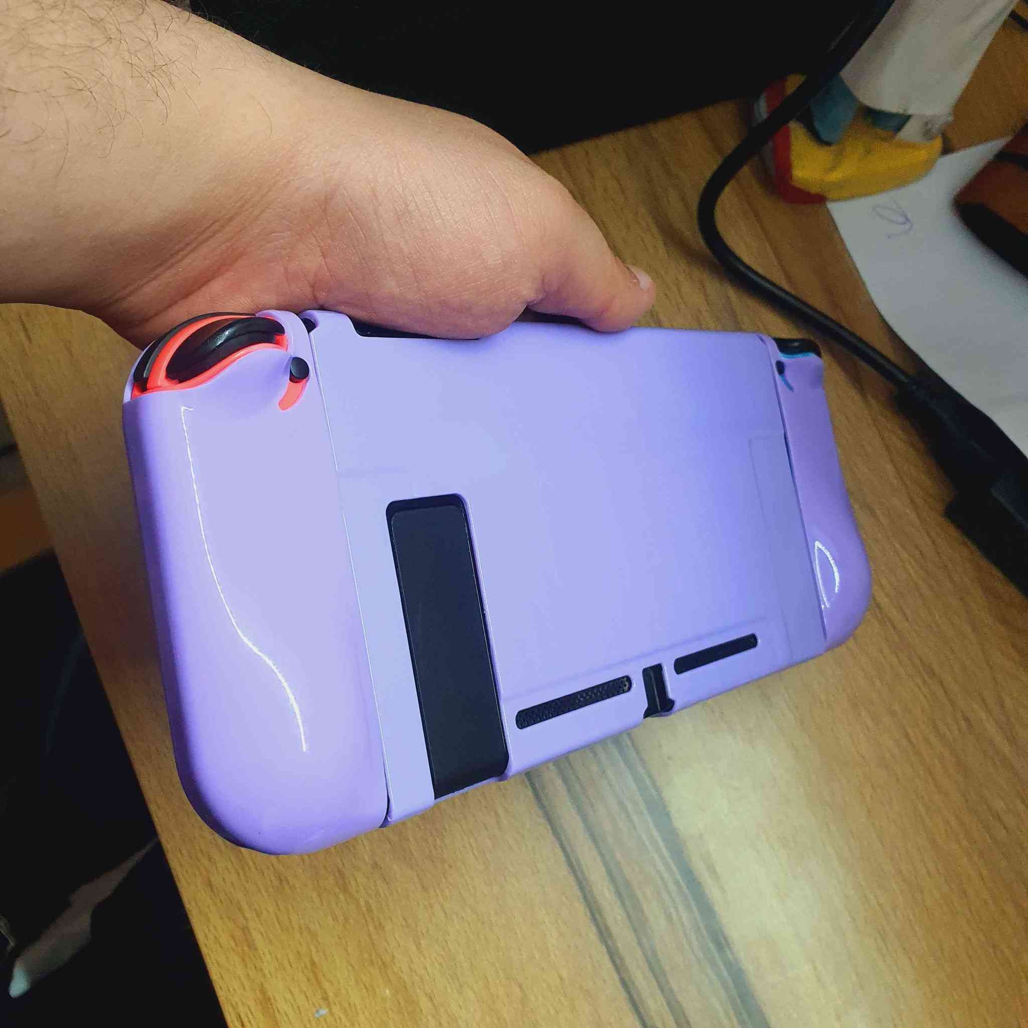 السلام عليكم، نينتيندو مهكر للبيع
مرحبا شباب متوفر حاليا نينتيندو سويتش العادي LCD مهكر قطعه اصلي نظامين معزولات online + offline 
التهكير يم صفاء بالبصره

الجهاز نضافه فول 100% خالي من اي مشكله او عيب
الجهاز شغال وبكفاءه ممتازه سليم وبالضمان اخو الجديد ، بطاريه ممتازه وتدوم ساعات طويله

محمل عليه أجمل الألعاب مثل /
ذا وتشر 3 ، فيفا 25 كامله جميع الفرق ، ماريو اوديسي ،  هولو نايت  ، كاربي ، وغيرهم •••••
وتقدر تحمل اي لعبه تعجبك مجانا على النضام  المهكر

ملحقات الجهاز مثل ما موضح بالصور وهم 
كفر جلاتيني  -  لاسقه للشاشه - دوك  اصلي للعرض ع البلازما - جويكون اصلي مختوم - سلايد جويكون جوستك - شاحن تجاري - رام 128 جيجا اصلي - كارتون والاغلفه

كامل وبسعر 245 الف فقط 
العنوان / بغداد - البياع - شرطه 
الرقم للتواصل/ ***********
 يوجد توصيل لجميع المناطق والمحافظات
