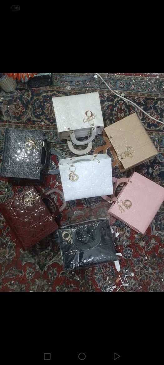 وصلنا عروضات خاص في مجمع الأميرات فرع الثاني حي النور مقابيل الفصول الاربعة يوم الاثنين لاتنسون تعليقات وا مشاركات حتى تربحون هدايا مقدمه من مجمع الأميرات


**إذا كنت صاحب هذا الإعلان وتريد حذفه لأي سبب، رجاءا أرسل رسالة إلى الدعم الفني**