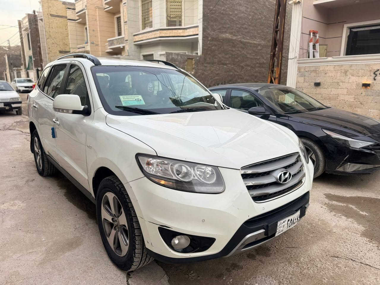 سلام عليكم
للبيع سيارة سنتافي 
موديل 2010 
مكينة كاز
بصمه 
كشنات تدفئه تبريد 
فتحه 
شاشة بلوتوث 
تبريد 3قطع 
حدادية مكينة جديد 
كصة جنطة 
سيارة نقل جثه 
رقم بغداد 
العنوان بغداد الدورة السعر 80💵
الرقم ***********
