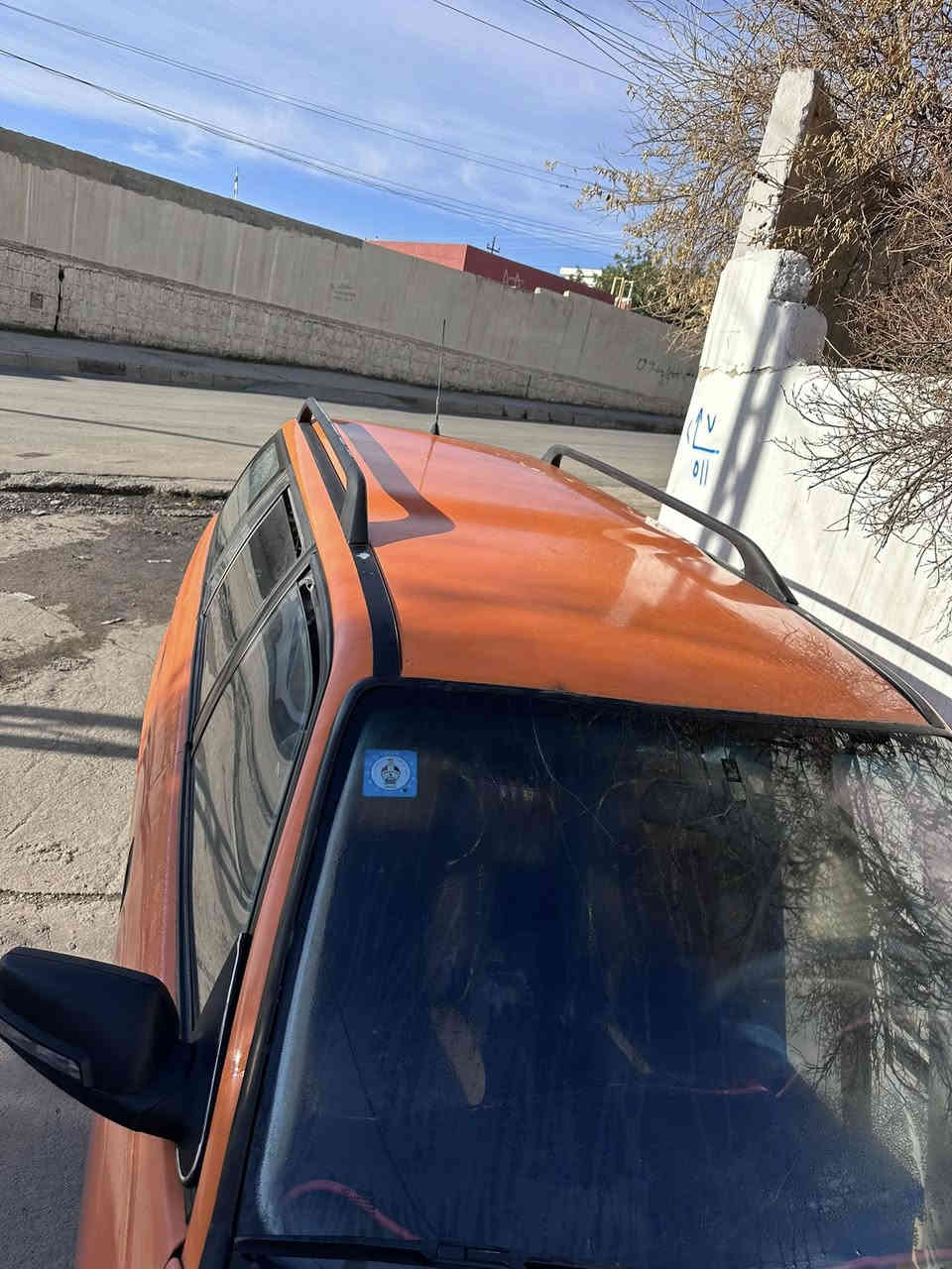 استرا ستيشن موديل 1992 محرك16 كير عادي سنويه جديده شرط التحويل كوبون بانزين بدون قطره معجون بدون حادث سياره مصبوغه حزام فقط مال تقحيل طخم جديد تايرات جديده 
سياره تبريد شغال وتدفئه شغاله 
شاشه مع كامره شغاله 
لايتات عدسه زنون  اشاير بالمري فتحة سقف كلو شغال 
***********
السعر 48وبي مجال بسيط
