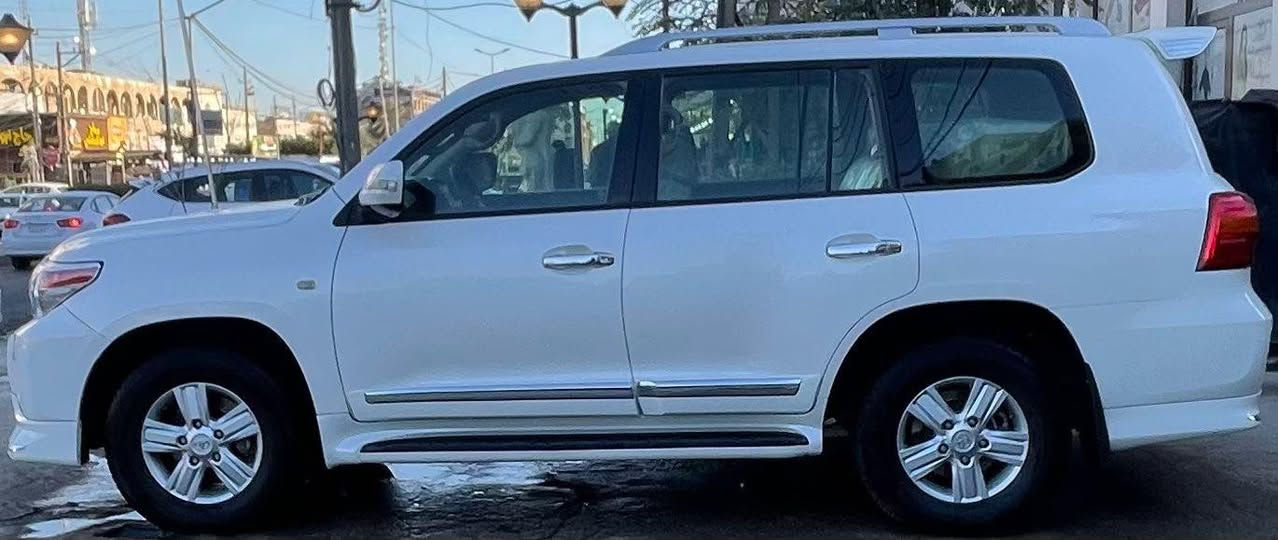 السلام عليكم لاندكروز موديل 2010 رقم بغداد بسمي مكفوله من لصبغ ول بارد فقط دعاميات تحديث ول قديمه عندي السياره جاهزه من كلشي للبيع فقط بدون مراوس السعر 278 قفل قفل
***********
