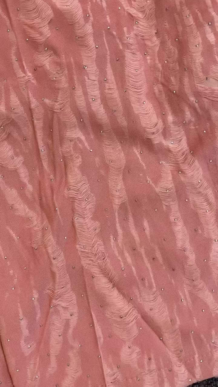 ✨ تراك نسائي خامة كريشه ستراس ✨
أناقة وراحة بنفس الوقت 💫
متكون من قطعتين: تيشيرت + بجامة (كيلوت)

متوفر بالألوان:
وردي 🩷 | أخضر 💚 | أوف وايت | بيج | أسود 🖤

متوفر بقياسات

🏷️السعر : ١٠ الاف بس❤️‍🔥⁩

📩 للطلب والاستفسار راسلينا خاص
🚚 توصيل داخل بغداد وجميع المحافظات
📍 بغداد – الشعب – شارع نهاية الفورتات
🏷️ Rose Beauty | روز بيوتي

#تراك_صيفي #تراك_ستراس_نسائي🖤❤️ #تراك_كريشه⁩ #تراكات_صيفية


**إذا كنت صاحب هذا الإعلان وتريد حذفه لأي سبب، رجاءا أرسل رسالة إلى الدعم الفني**