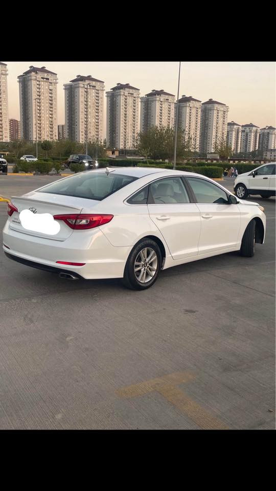 بسم الله الرحمن ارحيم
سيارة سوناتا 2016 وارد أمريكي 
ماشية82ميل
محرك GDI
موجود 3قطع بس امام و خلف كبس إرباكات سليمة.
سيارة نظيفة بشرط كير و محرك 
ثلاث موجات السياقة
١-عادي 
٢-نورمال
٣-سبورت

السعر 120$
مكان كركوك

لاستفسار اكثر اتصل على هاذ الرقم.
***********
