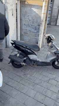 يا الله
جيتي ار 2010 
صار اقل الشهر اخذتها والوصل موجود 
***********
مكاني بغداد
