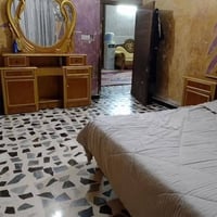 بيت للبيع 200متر يحتوي على غرفتين نوم واستقبال ومطبخ كبير وبيتونه تصلح...