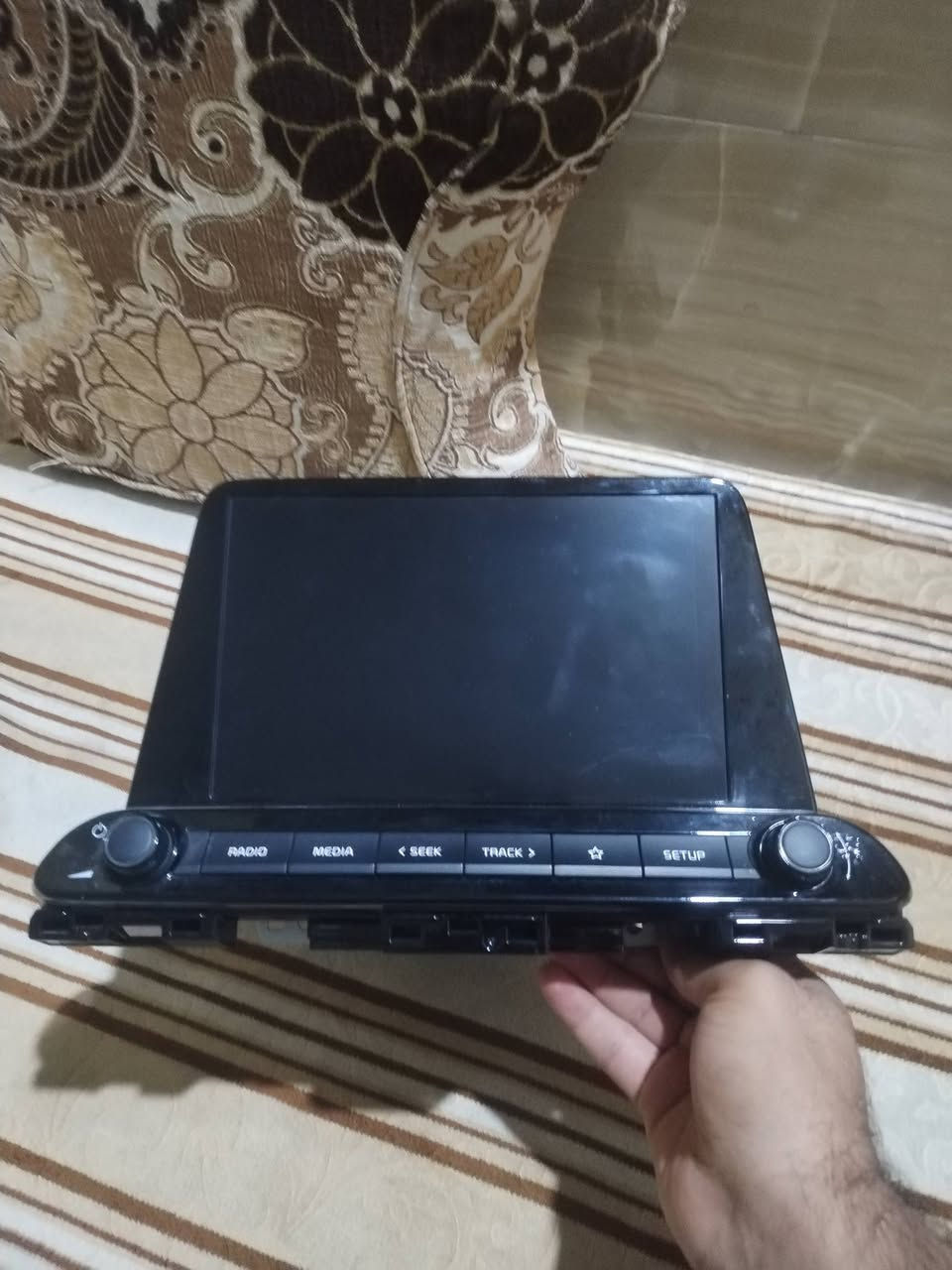 سلام عليكم شاشه للبيع كيه فورتي موديل 2024 مكاني كربلاء رقم الهاتف *********** واتساب فقط
