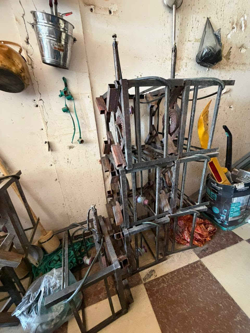 مكتب كامل للبيع مابي اي نقص الي حاب يعرف تفاصيل اكثر لاتصال على هذا الرقم
‏‪***********‬‏
