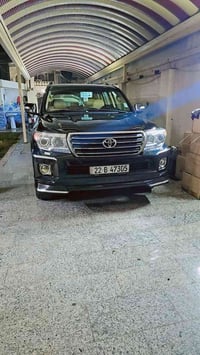 لاندكروزر VXR • ٢٠١٠ • مكينة ٨