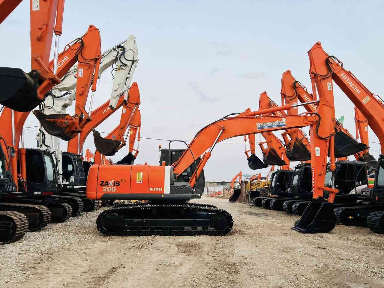 عــــلئ بـــركة الله …

-يتوفر لدئ شركة ناصر جليل حمود 
للتجارة العامة وتجارت ألاليات الثقيلة

#ZAXIS_2014_Z3_200_HITACHI
#دخول جديد ما مشتغل بـ العراق✅
#اعلى مديل بـ زت ثري2014-مأسس

#حدادية زناجيل1/1 حاله الوكاله🇯🇵
#فــقط لعشاق الزيروو واليابانــي🇯🇵.
#عدد ساعات العمل 8000hألاف
#منفيس بأسم الشركة التابعه لنا✅

#اسعار مناسبه جداً سارعو بالحجز✅
#كفـالة عامة فـول مواصفات 🇯🇵🏆•
#دخول جديـnewــد نظافة 1/1 جاهـزه •

www.tiktok.com/@hh_vvl
#الـــعنوان بابل الشوملي طريق الحولي 📍.
الأستفسار ***********ناصر جليل حمود📞
الأستفسار ***********حسين ناصر جليل📞  

(رقــم الاعــلان 361)
