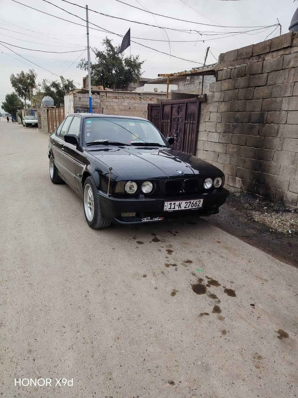 ياالله سلام عليكم شباب للبيع سياره بي ام لون اسود  535 ويل ام  رقم بغداد خصوصي تخم  تاير جديد كير ومكينه خير من الله  لسياره  واسعار 60وبي مجال ***********
