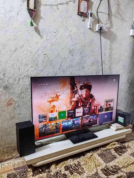 السلام عليكم شباب عندي إكس بوكس سيريس اكس واحد تيرا جديد بلكارتونة اصدار ٢٠٢٣ الجهاز  وملخاقة الأصلية فقط يجي وياه قرص هدية وبي العاب هواي ما مملوكة ويجي وياه حساب السعر ٦٠٠ وبي مجال  عنوان بغداد الشعلة وهذا رقمي ***********
