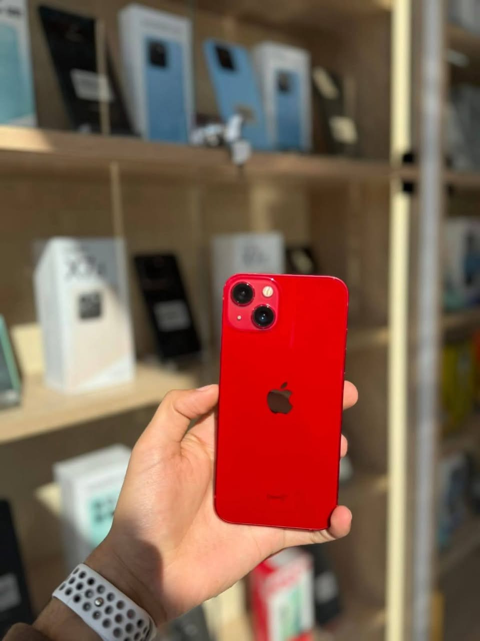 13 عادي
ذاكرة 128
شرق اوسط
دبل سيم كارت
بطارية 89
مستبدل شاشة اصلية
سعر 350 الف
***********
