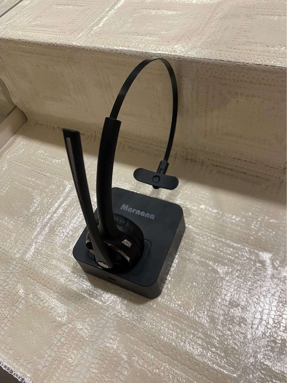 السلام عليكم سماعه اصليه شحن بلوتوث ونتصال كلش حلوه البيع عوان بغداد الحريه *********** بغداد, العراق
