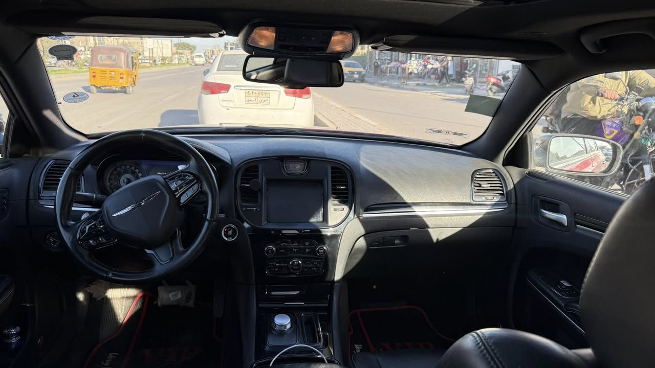 السلام عليكم
أوباما موديل 2018 S سياره كلين كفاله عامه 

✅ مواصفات السياره فول

1️⃣ رادار جانبي 
2️⃣ حساس امامي 
3️⃣ حساس خلفي 
4️⃣ شاشه كبيره كاربلي 
5️⃣ كشنات خزن ميموري مع استيرن
6️⃣ كشنات تدفئه +تبرید
7️⃣ شفتات استيرن 
8️⃣ سكليتر  متحرك كهربائي 
9️⃣ برده خلفي 
🔟 مرايه قلاب + اشاير مراية 
سیارا واحد علە واحد فول فول
🔴 سياره ماشيه 90
🟡 فتحه بانوراما طكتين 
⚫️ 2 بصمه  اصلي 
🟠 بجم عريض
🟣 لايتات زينون بلادي +عدسه متحرك
🔈 سستم سماعات Alpein+ دمام بل صندوك 
🟢 كلاصات حار 🌶️ بارد
🟢 ويل 20 بلادي
🔴 محرك V6 3600 
السعر 285
***********
