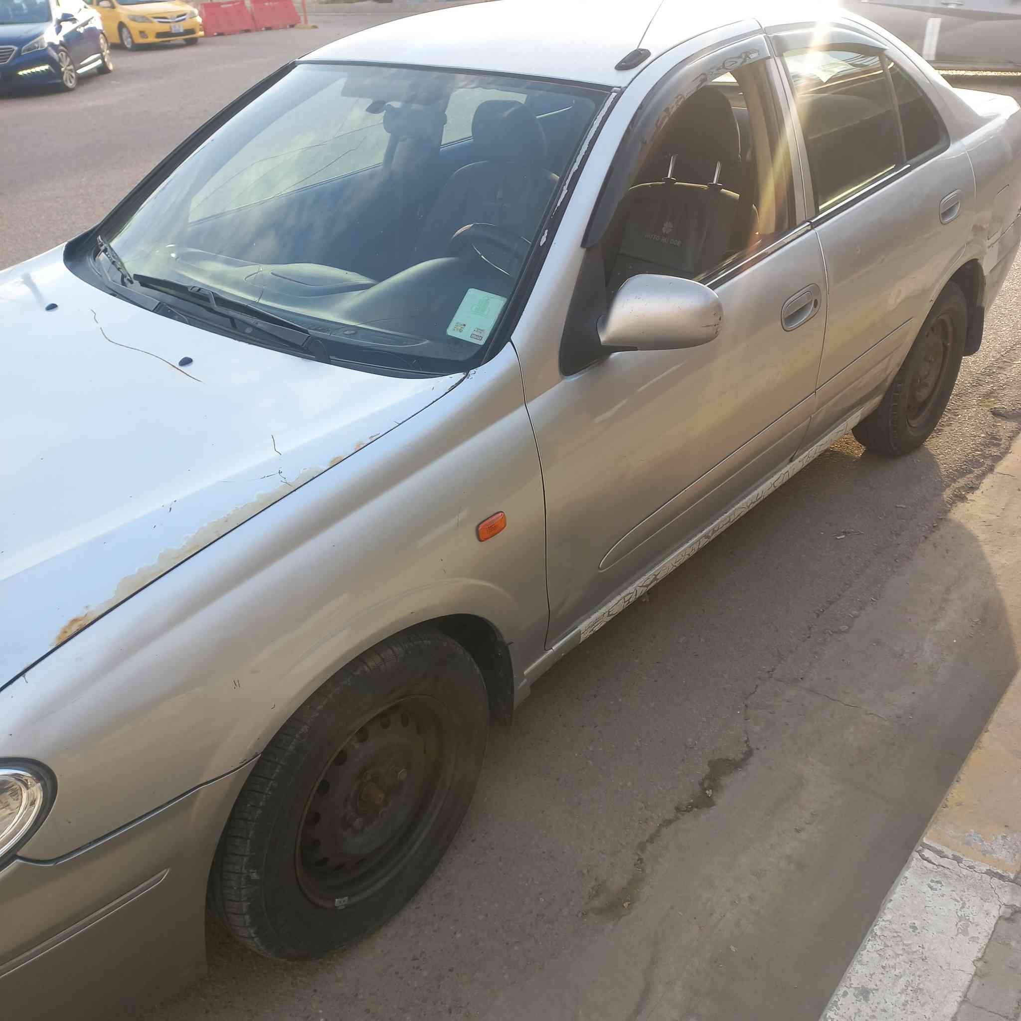 سلام عليكم نيسان سني ياباني ٢٠٠٦ بيها طخة بل جاملغ لأيمن وبنيد مبتل اصلي السعر ٧٧بيهامجال للطيبين ***********
