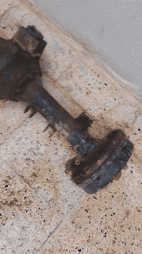 السلام عليكم عندي غراض مال ستوته كلمن وسعره وهاذا رقمي (***********) وبي وتس
