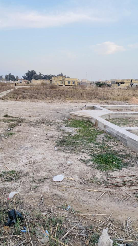 السلام عليكم عرصه زراعي للبيع 250 م بيه رباط خارج حدود النفط ***********
غرفتين ٦في ٤

صاله ٨ في ٤ 

استقبال ٨في ٤ 
مطبخ ٥ في ٤ 
صحيات ٢ في ٢ داخليه وخارجيه
