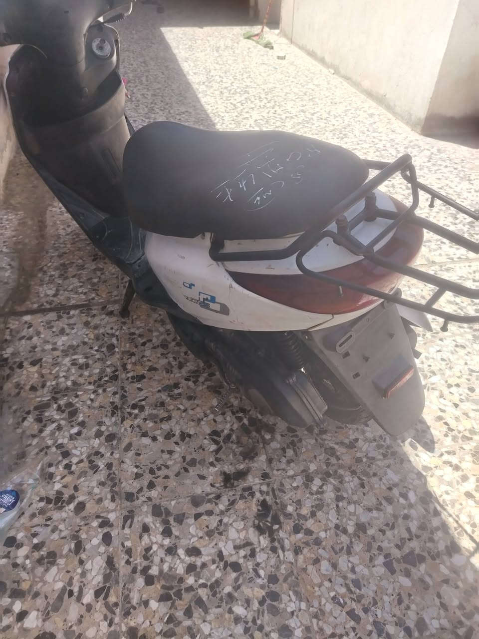 دراجه بريز كلها شغاله مكينه ناعمه قويه شلعه معدل
قفل ب 450
اخوان رجائا
أكرر ب 450 قفل

المكان بغداد
اتصل ***********
