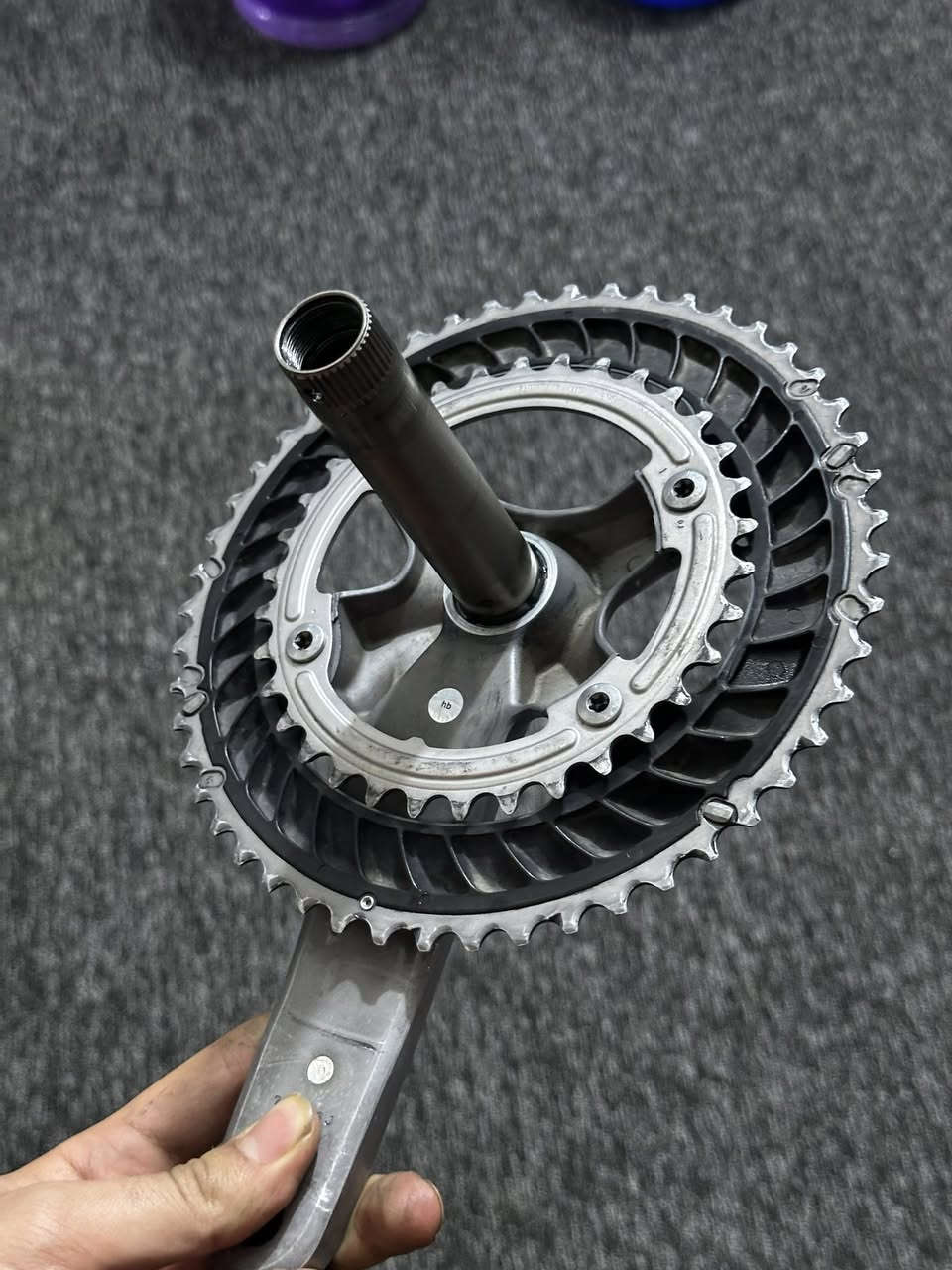 السلام عليكم متاح
صينية 105 R7000  فول نضافة 
50/34 11s
بيع او للمراوس مع صينية عدد سنون اكثر شعندك نزل


**إذا كنت صاحب هذا الإعلان وتريد حذفه لأي سبب، رجاءا أرسل رسالة إلى الدعم الفني**