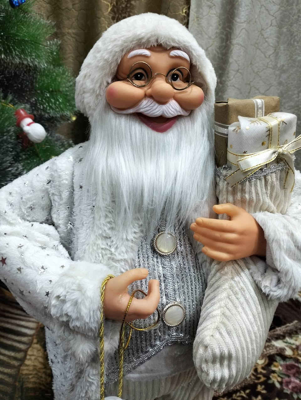 للبيع سانتا كلوز وزوجته الحجية
الحجي قياس 64
الحجية قياس 64
الشجرة قياسها متر ونص مزينه 
كوالتي رهيب بعدهم بل جيس 
 
 شراي يراسلني واتساب اويتصل ***********
