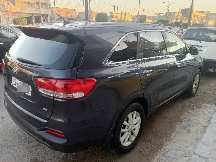 سورنتو أمريكي 2017 مكينه 2400 رقم انبار بااسمي الإنكليزي هزه وسنويه 30 سياره كلين تبريد قطعتين اشاير بلمري منظومه زنون بلاد عالي وناصي السعر 150بيهه مجال بسيط الشراي مكاني الفلوجه *********** ***********
