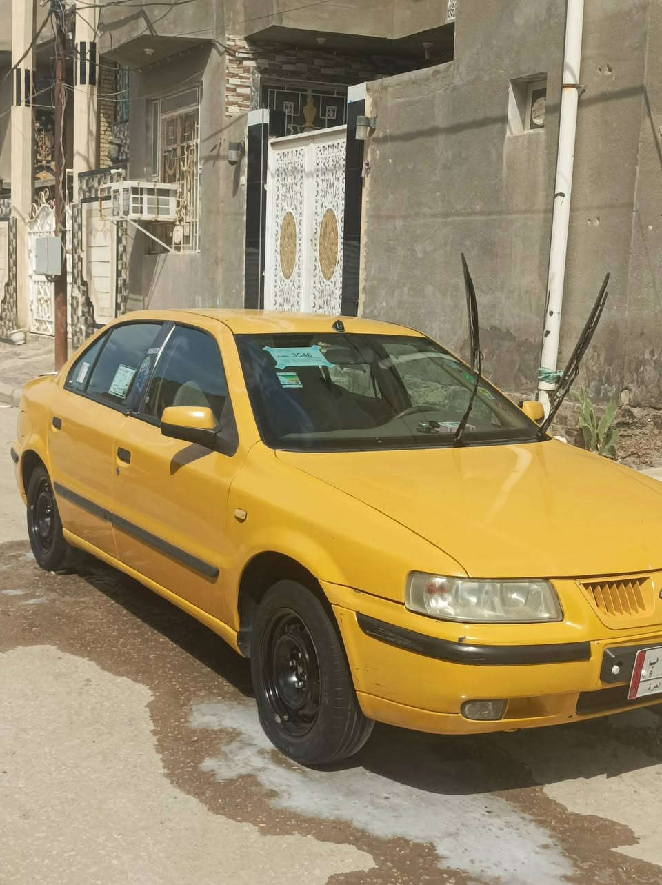 السلام عليكم 
سمند للبيع موديل 2012 رقم بغداد سياره خير من لله كير ومكينه شرط تبريد شغال دواخل حلوه نضيفه ضربتها فقط جاملغ خلفي 
مكان سياره سماوه سعر خاص ***********
