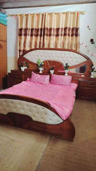 عندي خشاب للبيع  ***********
