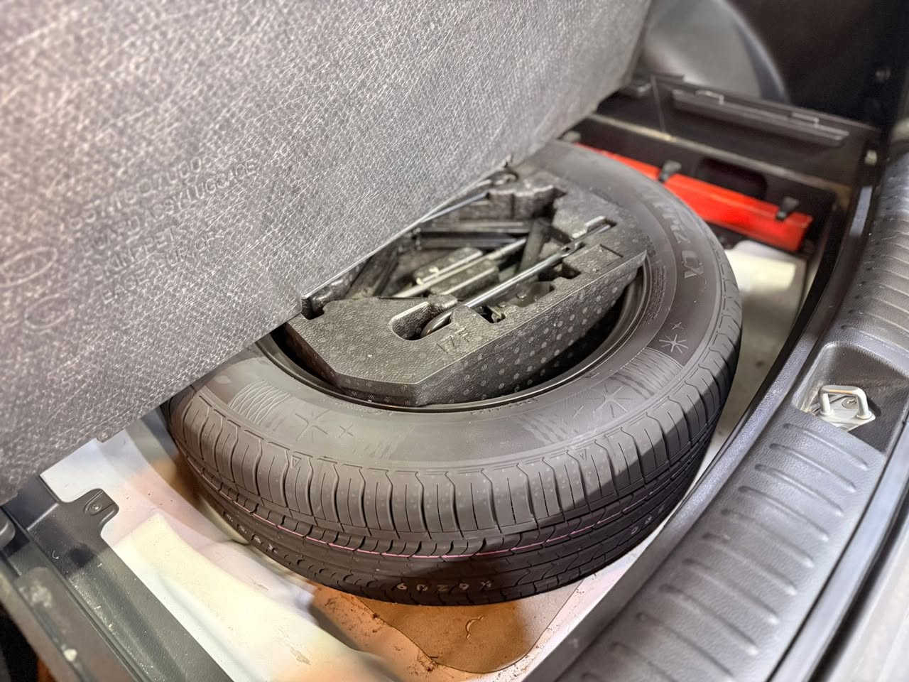 كيا سلتوس 2024
ضمان الشركة الدولية (بغداد)
ماشية 17 كم
بصمة دخول + تشغيل
حساس امامي + خلفي
مري شفط + نظام ترحيب
هندبريك كهربائي + مودات قيادة +اوتوهولد
كراسي جلد رصاصي
شحن لاسلكي
السعر 173 $ مكانه الشعب ***********
