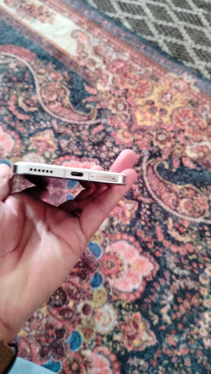 هونرمجك 7 
ذاكره12/512
بطاريه 5610
شحن100واط
نظافه فول 
كامل ملحقاته
سعر ب730 اومراوس هونر8برو


**إذا كنت صاحب هذا الإعلان وتريد حذفه لأي سبب، رجاءا أرسل رسالة إلى الدعم الفني**