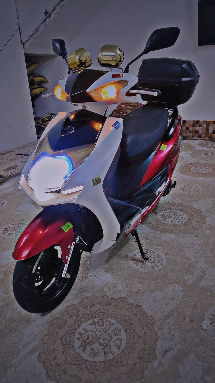 ماكس سكنس S موديل 2022 سرعه 140 دراجه كفاله عامه اخو الصفر مابيه اي عطل أو نقص كله علابلاد بل  شرط محرك ناعم لاصرف ولا بخار فول نشاط كهربائيات وسلف ودشبول كله شغال ماطور فول نضافه كله بل شرط كلشي شغال سعره 300 بيه مجال قليل كركوك قادسيه الثانيه الرقم ***********
