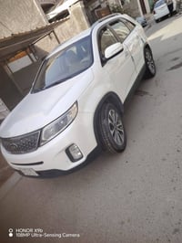 سورنتو ٢٠١٥ • ٢٤٠٠ • ٧ راكب