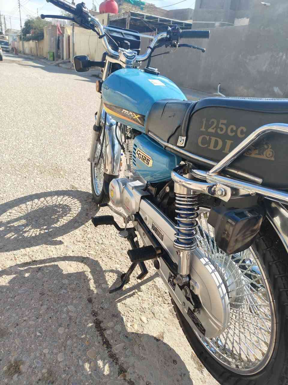 دراجة للبيع تايكر موديل 2024 بس وصل  كفالة عامة دراجة اخت زيرو ما طالعة وشراي يدلل مكاني ناحيت السلام ***********
