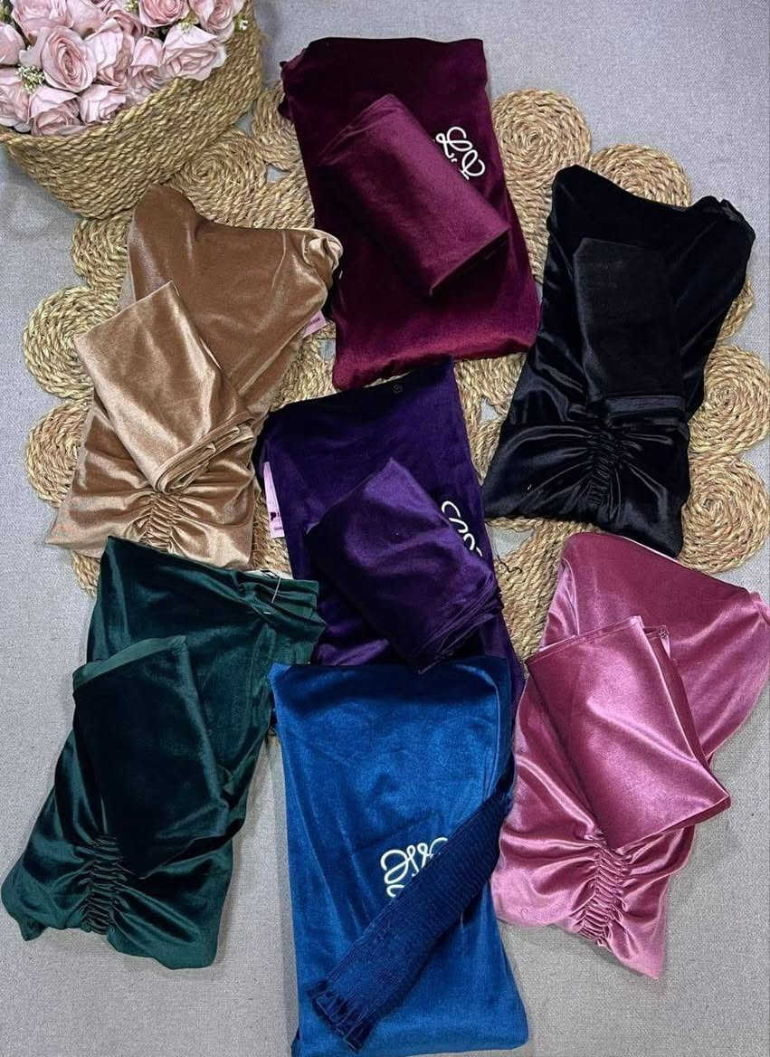 سيمبل و قيم و رقيق بشكل مش طبيعي💖💖
بماتريال مميزة جدا خامة فعلا روووعة و قيمة جدااا👌✨✨✨
الموديل اسدال ملحفه 🌷 تحفه 

الخامه🌺 قطيفه 🌷تركي🌺

السايز🌸🌸🌸70 الي 150
حزام داخلي 

السعر 👈550
التريند 
خصم خاص للمكاتب


**إذا كنت صاحب هذا الإعلان وتريد حذفه لأي سبب، رجاءا أرسل رسالة إلى الدعم الفني**