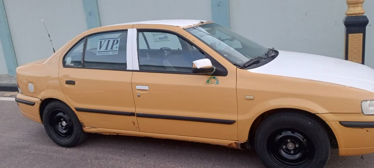 سلام عليكم سمد مديل 11لبيع سياره مكينه توني شاد جديد دوشمه جديد  حداديه كامله  سياره على اخر حبايه مال جناي متعوب عليه تبريد  قطعتي ثلج  ليت زنون بيه   مكان البصره قبله سعر 32 بيه مجال ***********
