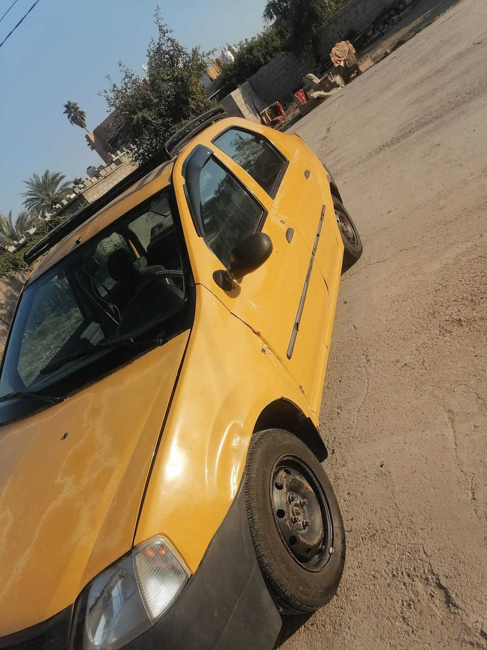 سلام عليكم
رينوو لوگان للبيع
موديل 2009 رقم بغداد أنگليزي جديد ب أسمي شرط تحويل مبااشر
مكينة وگير كفالة بلادي بدون ضربه طخه خفيفه غرفه نظيفه أرضية جلد الگشر گدامك صور ومقطع 
تبريد غراظة موجوده بس ما فاحصه
كهربائيات شغاله
مسجل. شغال 
تخم تاير جديد
ترايك وين ما يعجبك
غرامات مصفره هيئه عليه ٦٦ ألف تاخذ صافي 
السعر ٢٥ وبيه مجال 
مكان بابل الحصوة طريق الاقواس
***********
