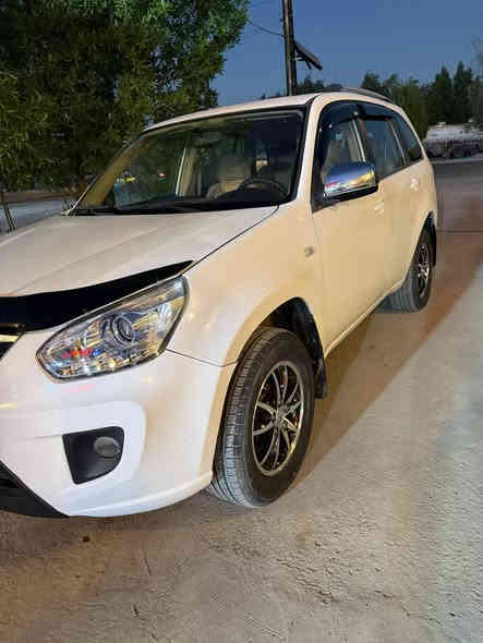 السلام عليكم شيري تيكو موديل٢٠١٤ كير ميكانيكي مكينه كير صدر تبريد مكفوله رقم بغداد مشروع وطني رقم جديد السياره كلش حلوه صدرها جديد كل كهربائيات السياره شغاله بدون خياس السعر ٧٤ او بيها مجال المكان حي الجهاد الاساتذه ***********
