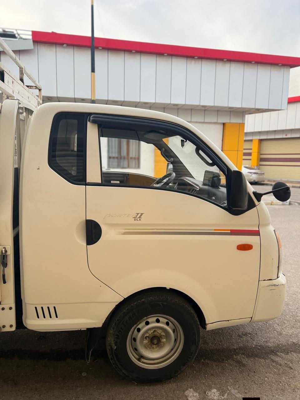 السلام عليكم
هونداي بورتر للبيع
موديل 2011
قمارة وربع 
رقم صلاح الدين ألماني سنوية بإسمي مشروع وطني
محرك مسكر 126 
تبريد ثلج 
الويل الخلفي 13
السعر 110 بيها مجال
مكاني الشرقاط 
للاستفسار
 ***********   ***********
