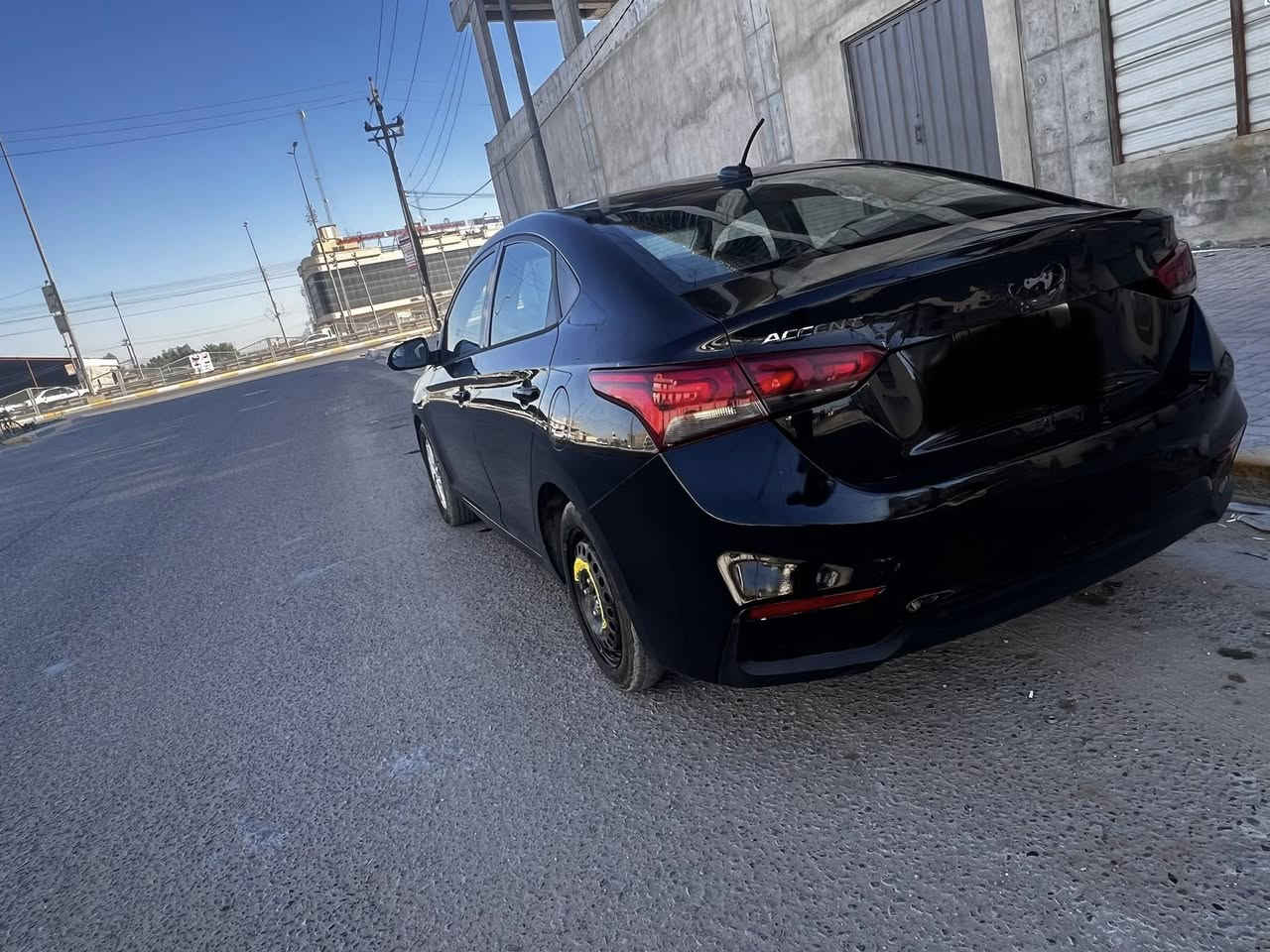 السلام عليكم
اكسنت 2018شكل ال 20
مكينه 1600
كير اي تي 
ضربتها كلش خفيفه  وبيها 3قطع صبغ ما واصله للدواخل 
مكانها كربلاء حولي مستشفى الكفيل 
رقمي *********** 

السعر 94 وبيها مجال للطيبين
