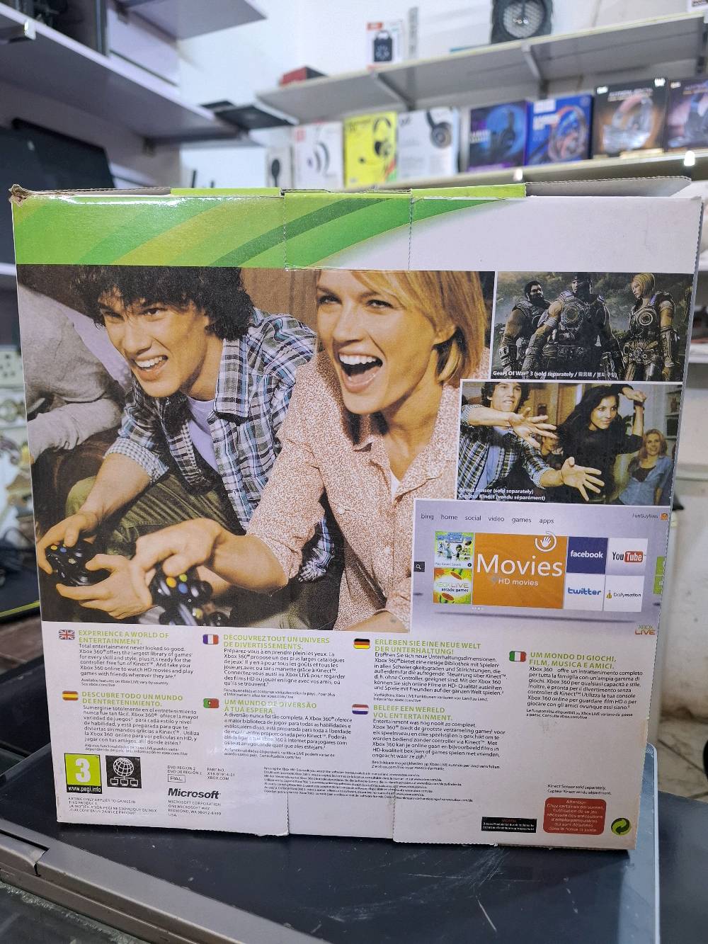 اكس بوكس ٣٦٠ للبيع مع ٣٠ لعبه ورام ٢٥٠ گيگا مع جوستكات ثنين واير وبلوتوث الجهاز نظيف جدا جدا السعر ١٥٠ بيه مجال بسيط للاتفاق مراسلتي على الرقم 
ما حالة الجهاز؟ هل هو جديد أم مستعمل؟: 
مستخدم نظيف 
ما هو موقعك لغاية التوصيل أو المعاينة؟: 
توصيل بغداد وكل محافظات العراق 
هل السعر قابل للتفاوض؟: 
قابل للتفاوض بسعر بسيط 