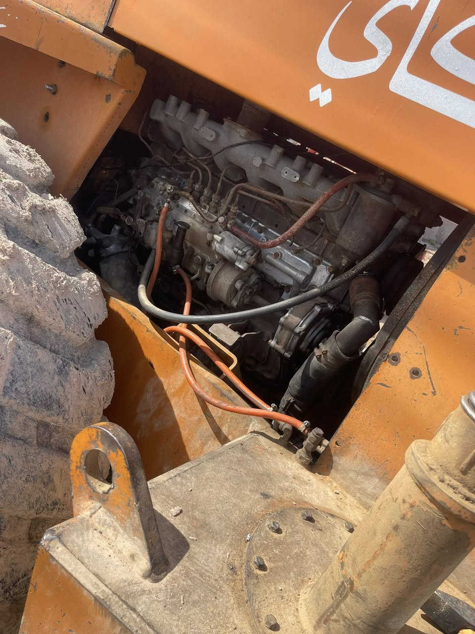 السلام عليكم للبيع حادله ساكاي موديل 85 رقم نينوى جاهزه مضخات هزاز صينيه شرط بيها خيط بخال جدآ بصيط مكانها رمادي السعر 230 ورقه سنويه تجديدها عليه 
***********
