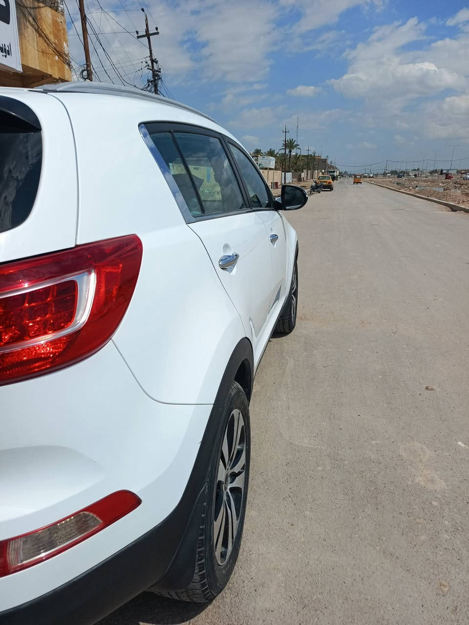 السلام عليكم ورحمه الله 
سبورتج موديل 2014
ماشيه 152
مواصفات فول عدا البصمه و الشاشه
السعر 160 بيها مجال 
سيارة مكفوله عدا بارد ب الهلال الخلفي


**إذا كنت صاحب هذا الإعلان وتريد حذفه لأي سبب، رجاءا أرسل رسالة إلى الدعم الفني**