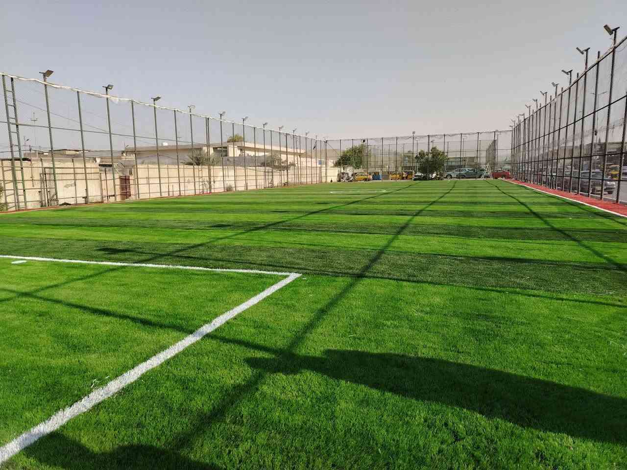 عمل فرش ارضيه ملاعب درجه أولا بسعار مناسبه ***********
