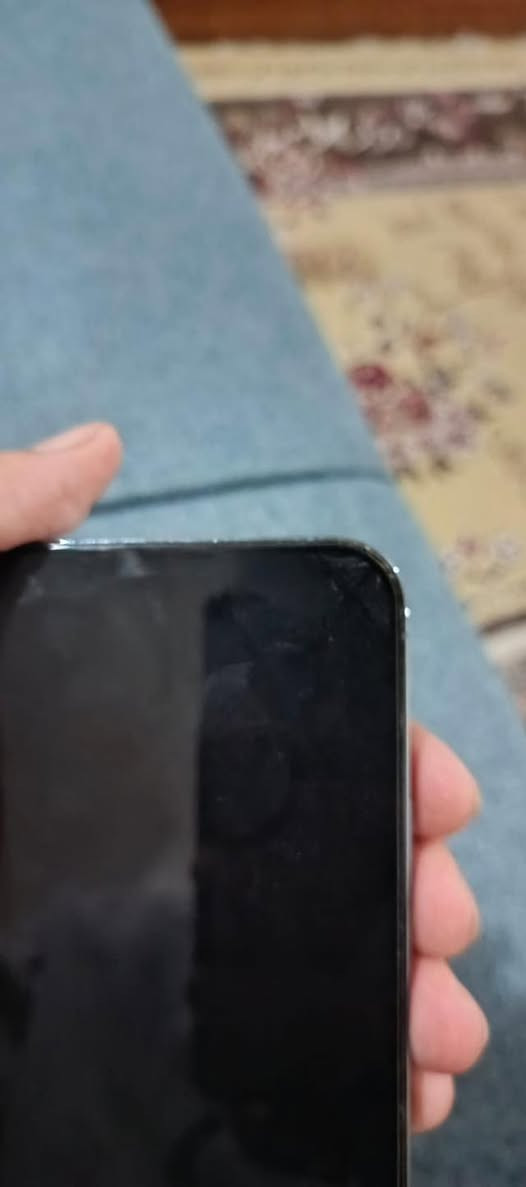 13برو ماكس ٢٥٦ذاكره بطاريه مبدله اصليه وشاشه ابلاديه بس بيها فطر بسيط وممأثر على المس 
سعره ٦٠٠ ناصريه قرب مستشفى التركي
***********
