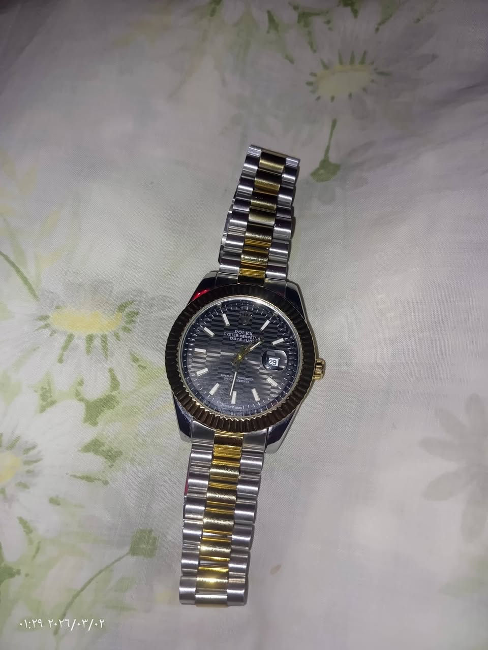 سلام عليكم عندي هذني أصلي العسكريه وحده تشتغل ولبقيه فقط باتري تبدل وترتب السير
والحديد مو  اصليه بس ماستر كوالتي نضافتهه 100/95 

القطعه على 15 و الحديد ب 20


**إذا كنت صاحب هذا الإعلان وتريد حذفه لأي سبب، رجاءا أرسل رسالة إلى الدعم الفني**