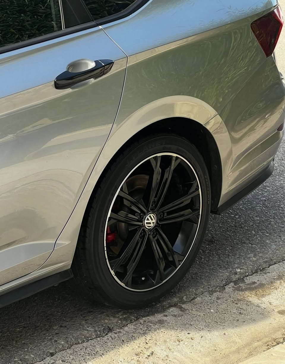 Gli 2020
محرك 20 توربو مامفتوح
السياره عليها شوته وبرمجه ستيج ون من امريكا
صاروخ ارضي عني عن التعريف
قطعه وحده صبغ ضرر خفيف بدون دوخل بدون ايرباك ومكانتين تعديل بارد اثر رصعات بسيطه جدا
السياره جدا نظيفه تجي وتشوفها بعينك
صور الضرر بالمنشور
ماشيه 80 ميل
السعر 165 وبيها مجال بسيط
مكانها اربيل
عبدالله الحيالي :***********
